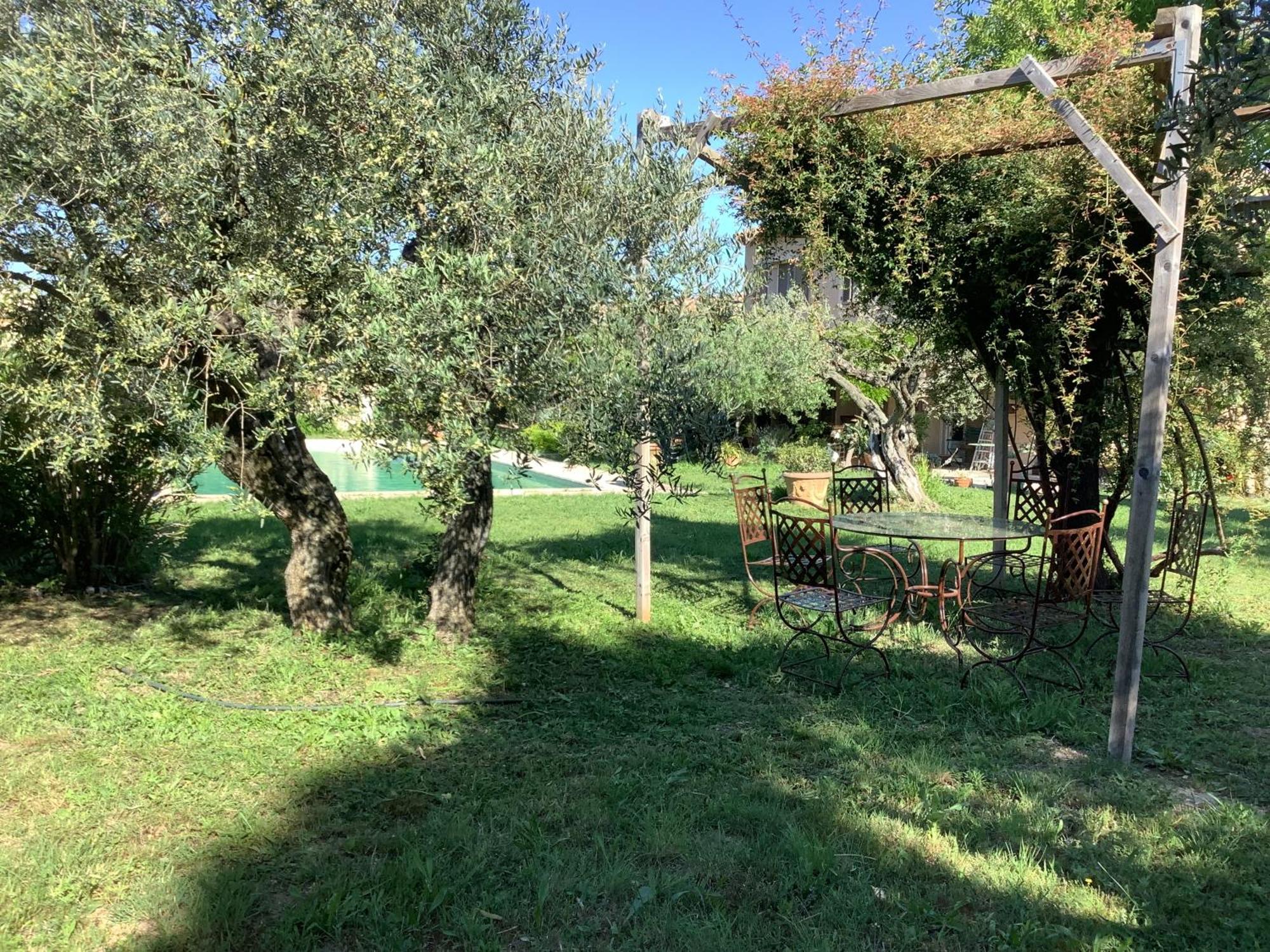 Le Mas Des Oliviers Martigues Exteriör bild